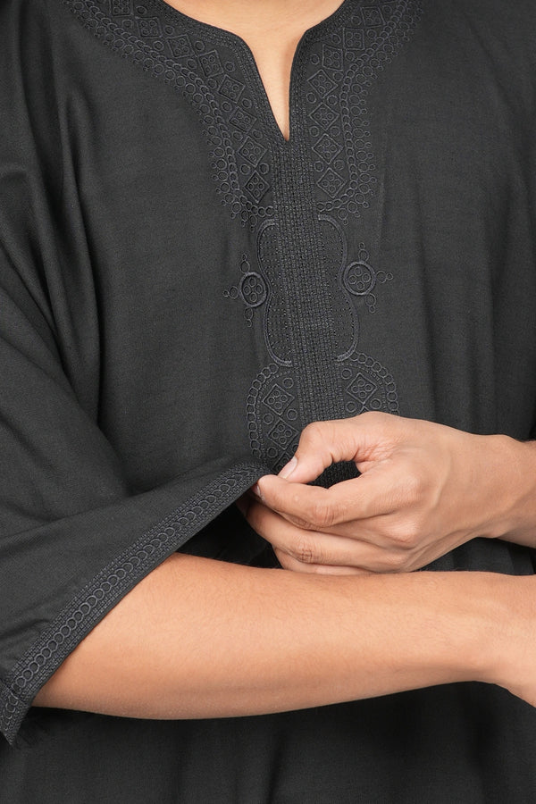 Finesse Short Sleeve Moroccan Thobe
