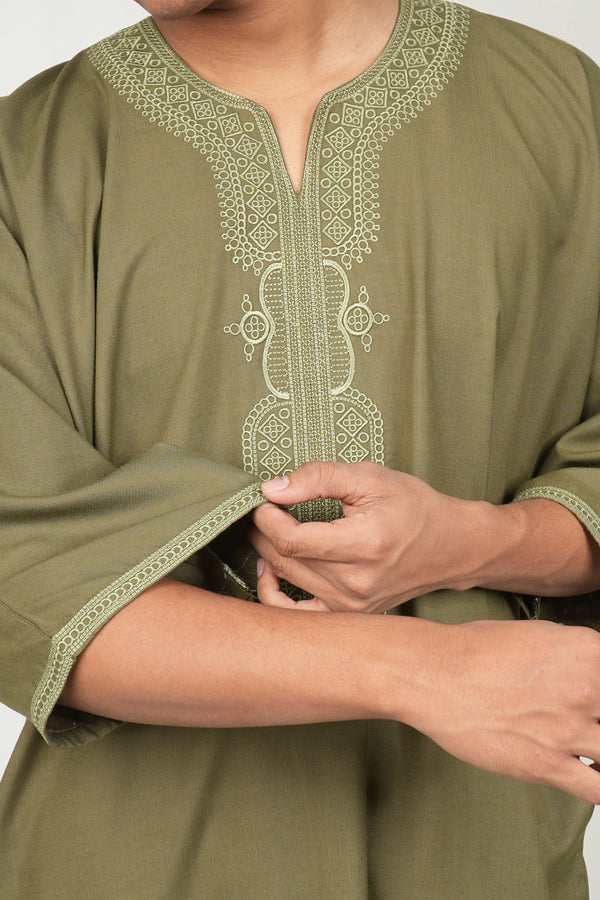Finesse Short Sleeve Moroccan Thobe