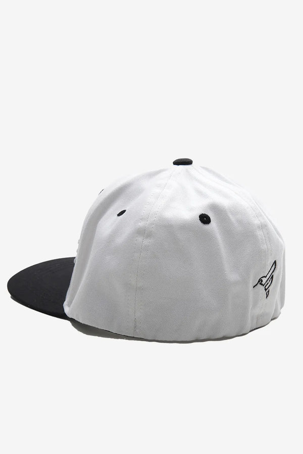 Finesse Contrast Snapback Fitted Caps (57 CM) - Finesse Lifestyle
