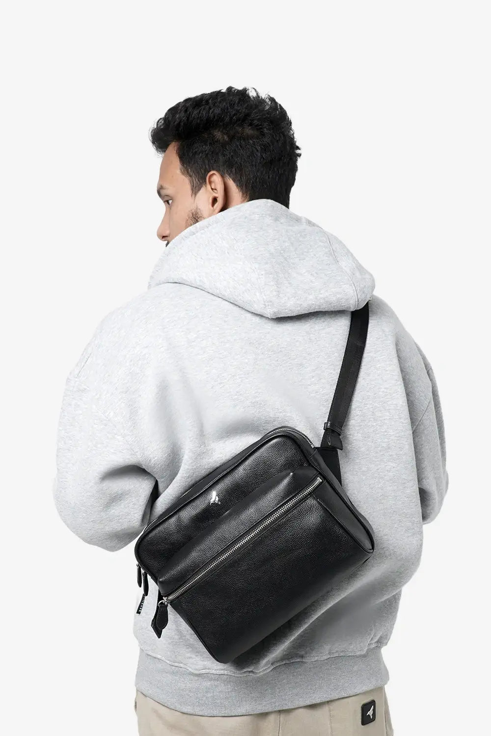 Finesse Meridian Messenger Bag - Finesse Lifestyle