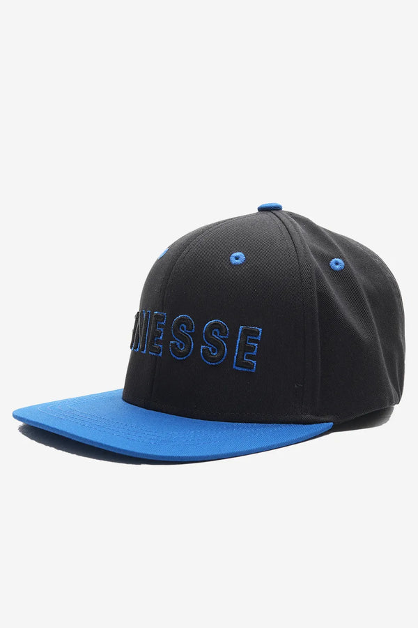 Finesse Contrast Snapback Fitted Caps (57 CM) - Finesse Lifestyle