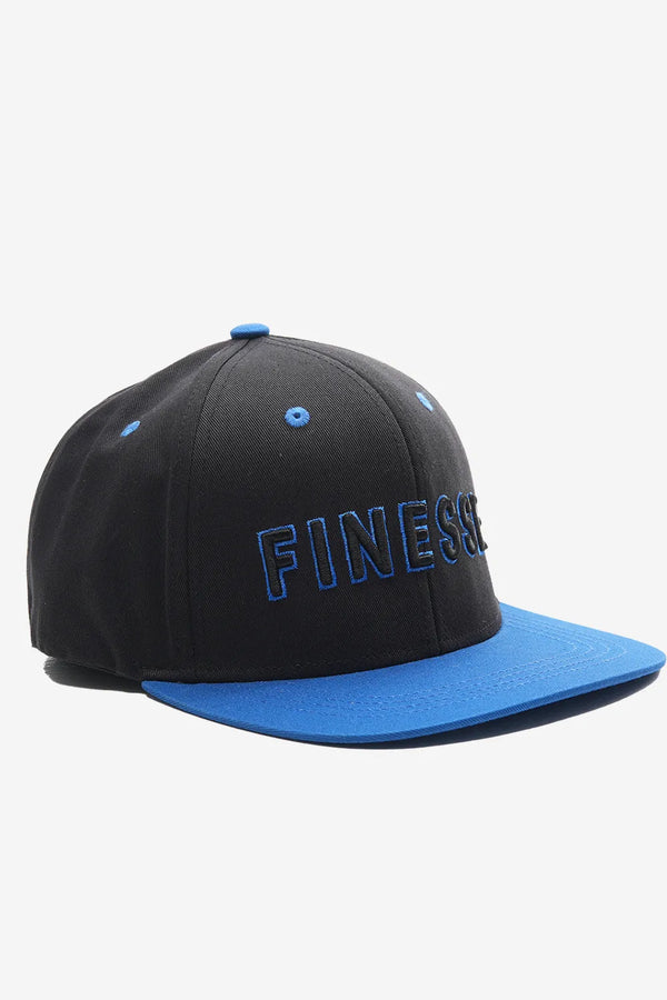 Finesse Contrast Snapback Fitted Caps (57 CM) - Finesse Lifestyle