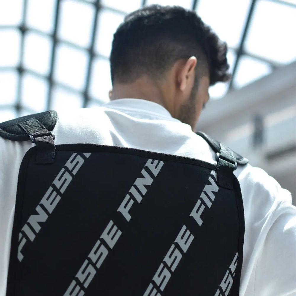 Finesse Lightweight Chest Bag With Reflective print