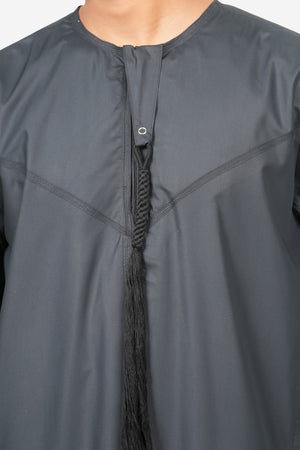 Finesse Emirati Thobe with Detachable Tassel