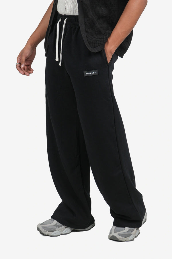 Finesse Baggy Fleece Trouser lifestyle – Relaxed Street Style, Finesse BD